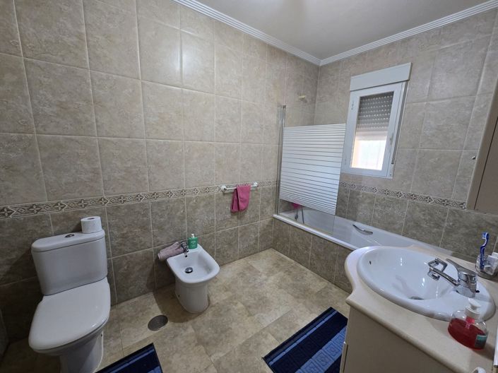 Image No.18-4 Bed Villa for sale