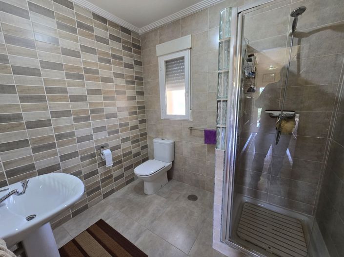Image No.19-4 Bed Villa for sale