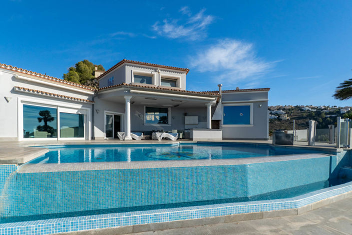 Image No.23-4 Bed Villa for sale