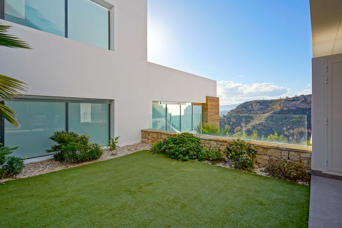 Image No.26-2 Bed Apartment for sale