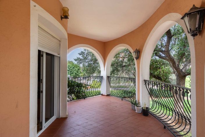 Image No.18-5 Bed Villa for sale