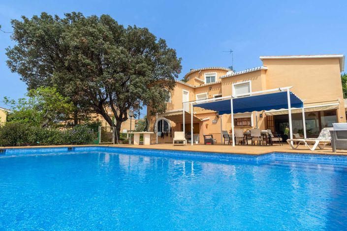 Image No.3-5 Bed Villa for sale