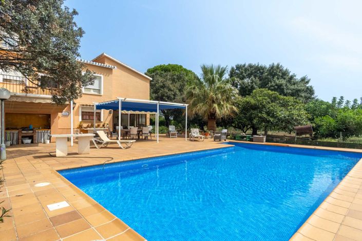 Image No.4-5 Bed Villa for sale