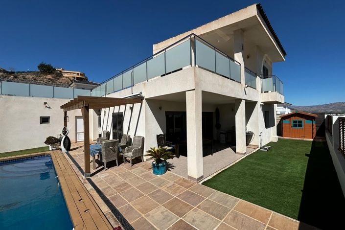 Image No.28-3 Bed Villa for sale