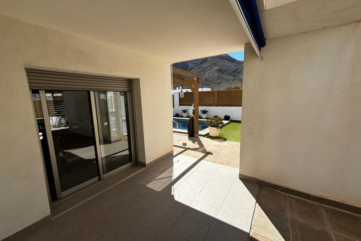 Image No.35-3 Bed Villa for sale