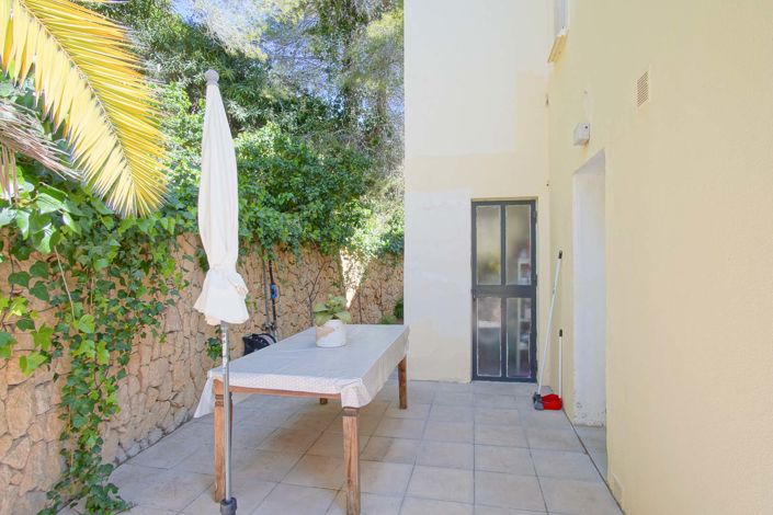 Image No.10-3 Bed Villa for sale