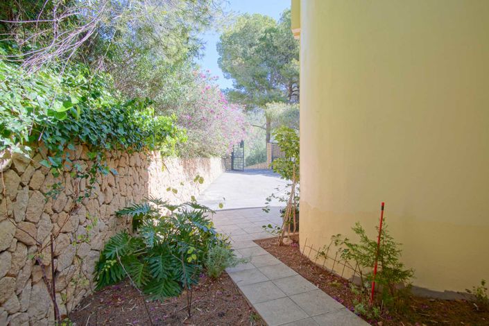 Image No.11-3 Bed Villa for sale