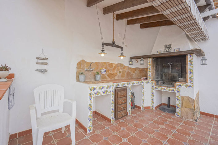 Image No.9-5 Bed Villa for sale
