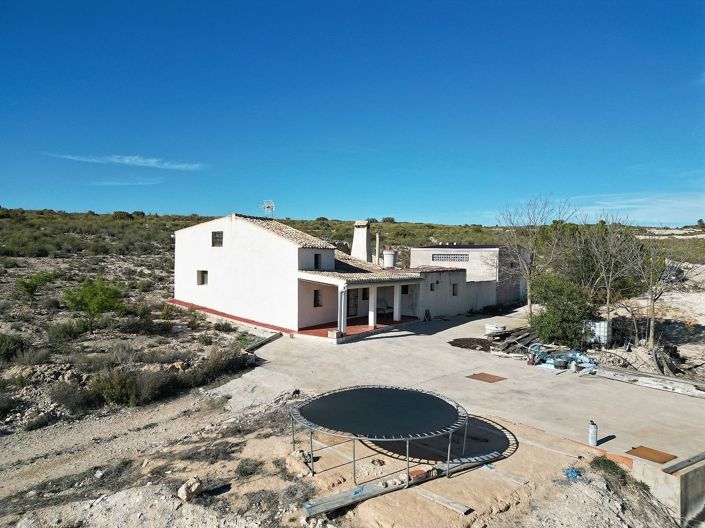 Image No.25-5 Bed Country House for sale