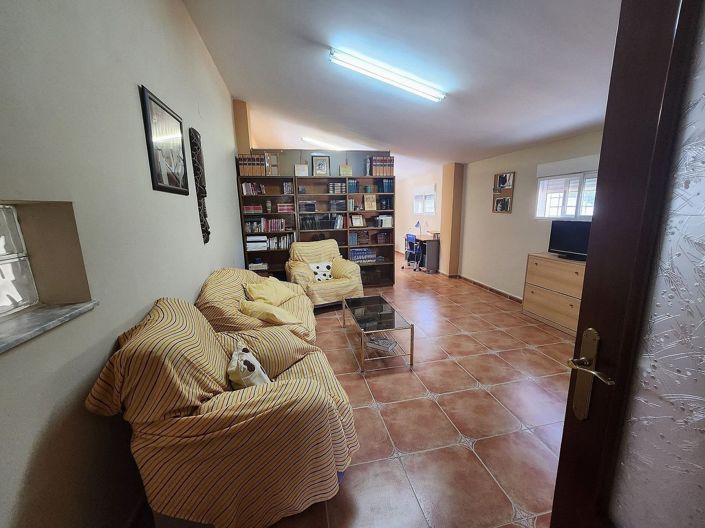 Image No.20-Maison de campagne de 7 chambres à vendre à Villena
