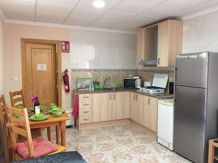 Image No.29-12 Bed Commercial for sale