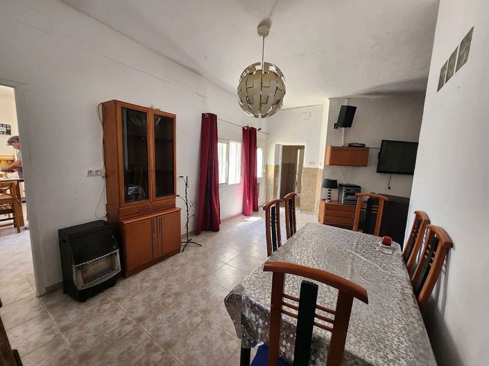 Image No.15-6 Bed Country House for sale