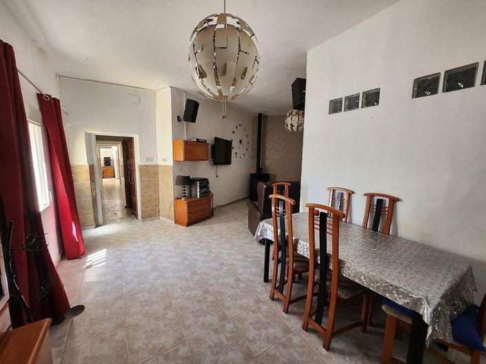 Image No.16-6 Bed Country House for sale