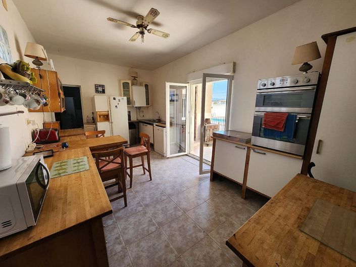 Image No.18-6 Bed Country House for sale