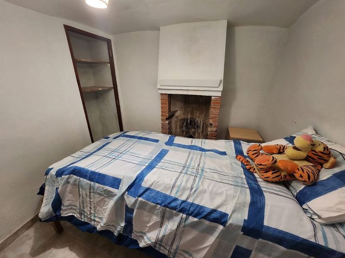 Image No.21-6 Bed Country House for sale