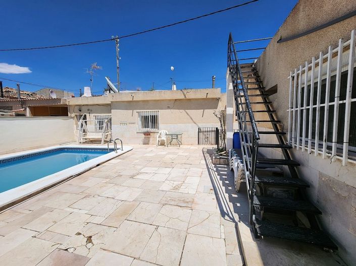 Image No.3-6 Bed Country House for sale