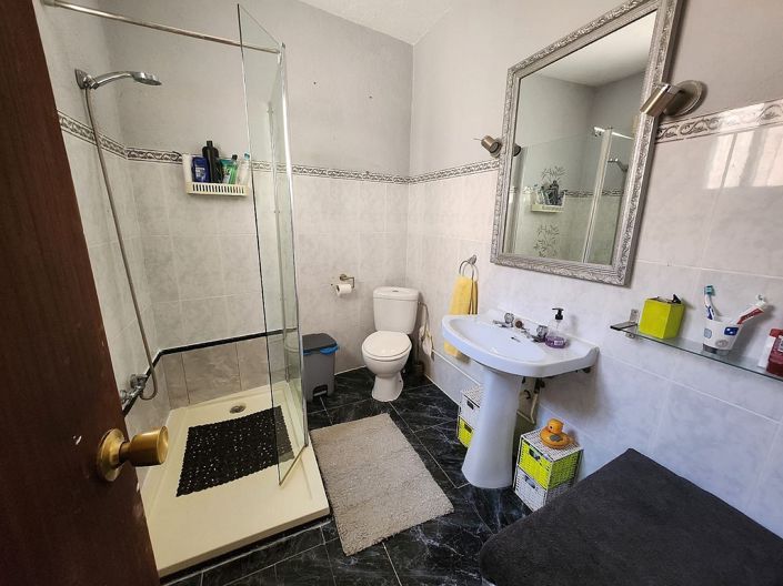 Image No.33-6 Bed Country House for sale