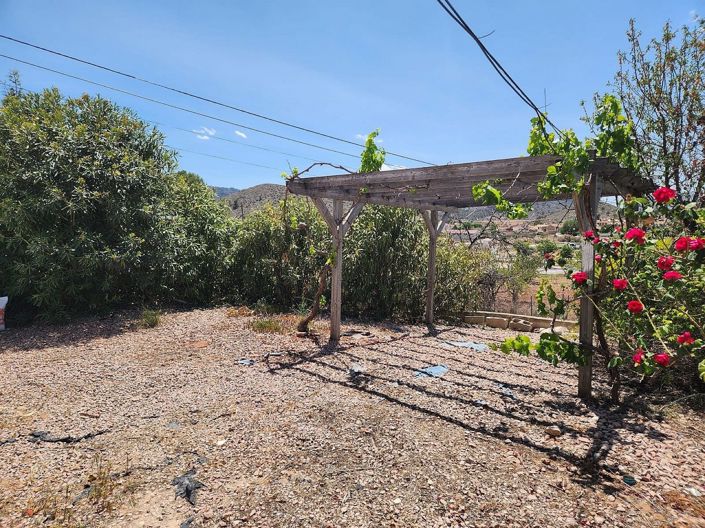 Image No.7-6 Bed Country House for sale