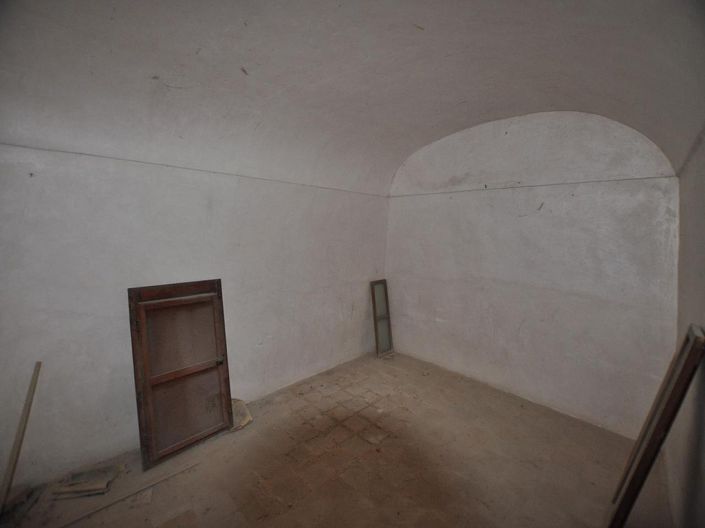 Image No.20-5 Bed Country House for sale