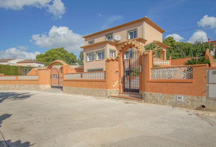 Image No.2-Villa de 5 chambres à vendre à Calpe