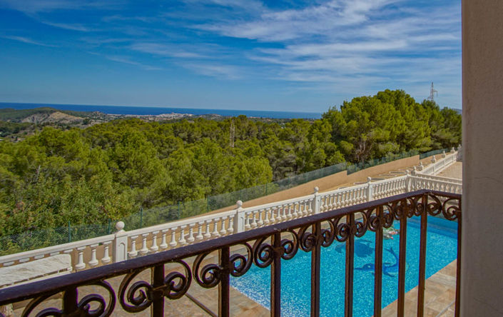 Image No.20-8 Bed Villa for sale