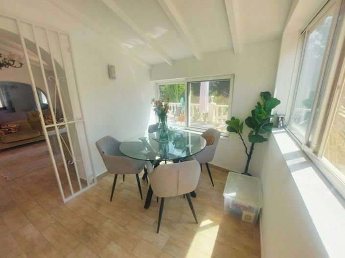 Image No.6-2 Bed Bungalow for sale