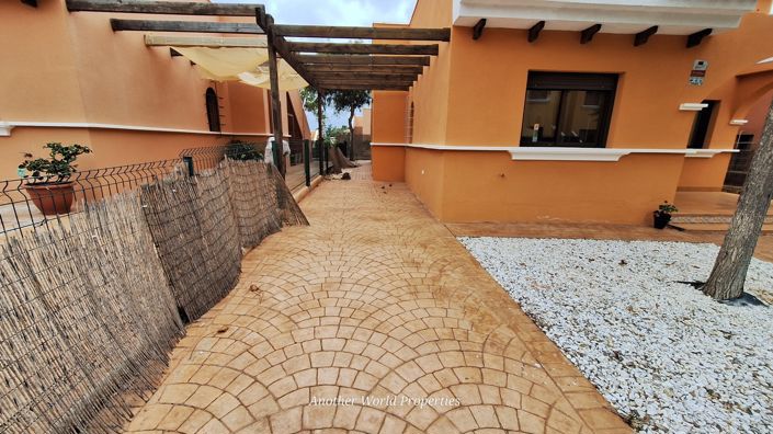 Image No.2-2 Bed Villa for sale