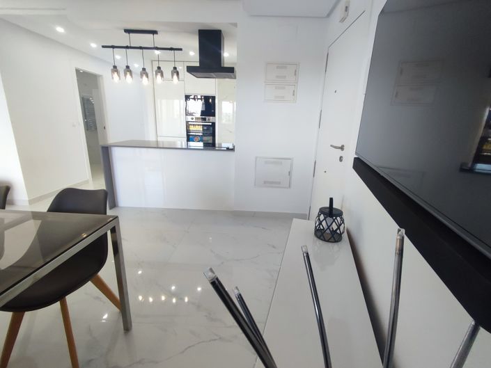 Image No.8-2 Bed Apartment for sale