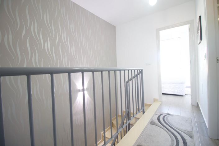 Image No.20-3 Bed Villa for sale