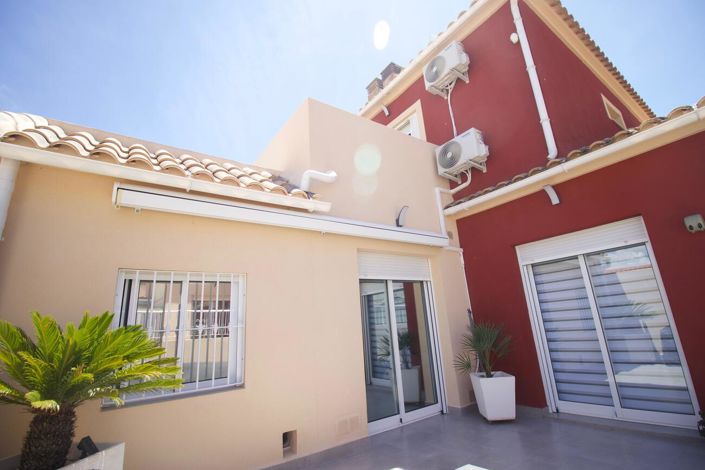Image No.22-3 Bed Villa for sale