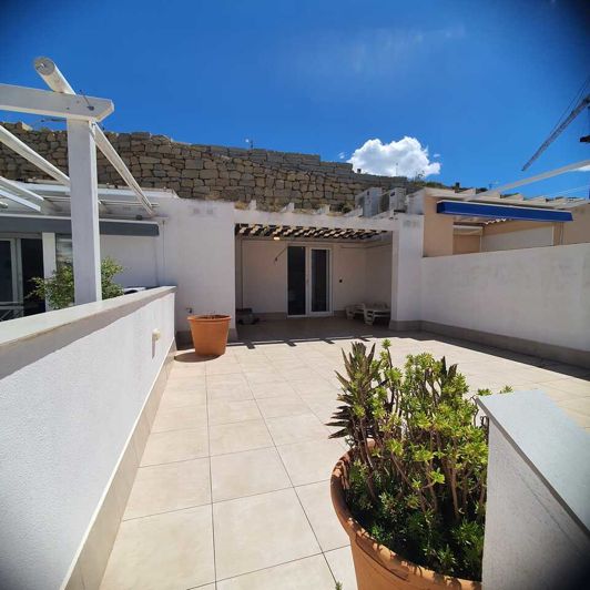 Image No.18-3 Bed Townhouse for sale
