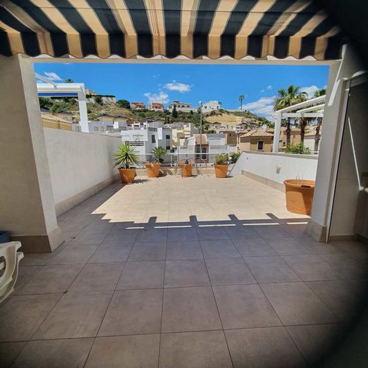 Image No.23-3 Bed Townhouse for sale