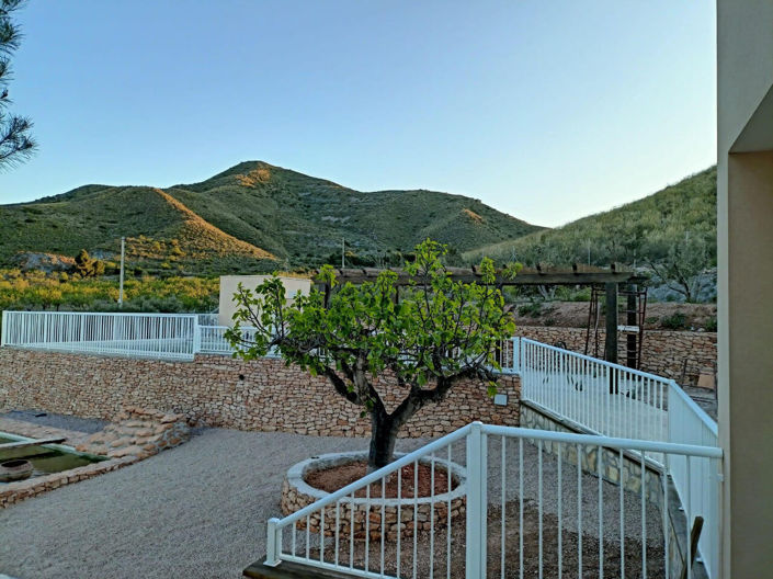 Image No.4-4 Bed Villa for sale