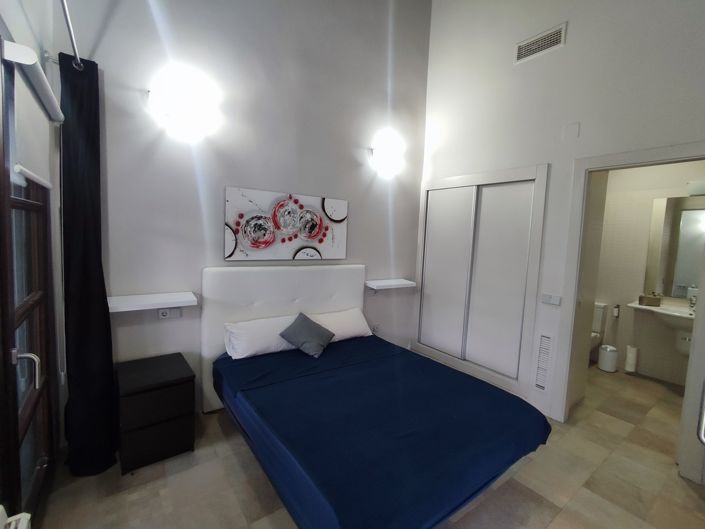 Image No.17-2 Bed Villa for sale