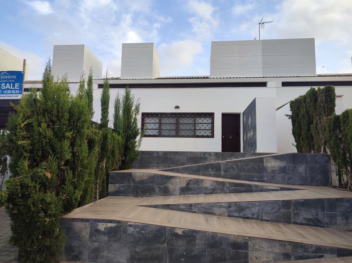 Image No.27-2 Bed Villa for sale