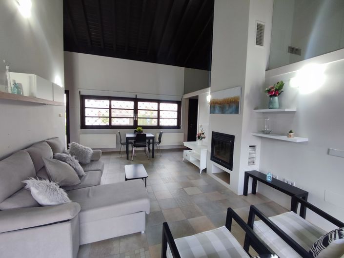 Image No.4-2 Bed Villa for sale
