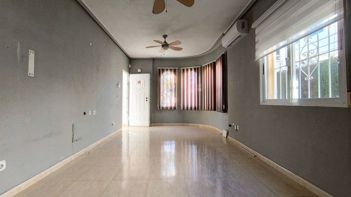 Image No.6-Villa de 3 chambres à vendre à Alicante