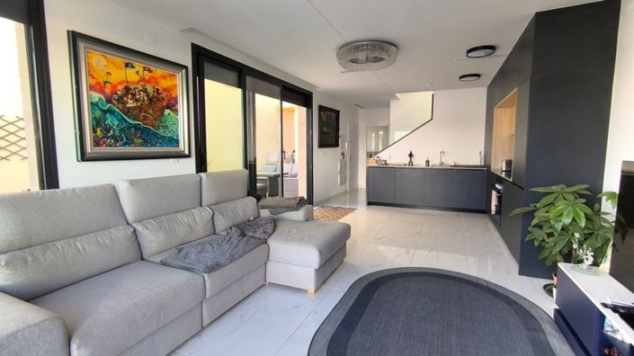 Image No.3-3 Bed Villa for sale