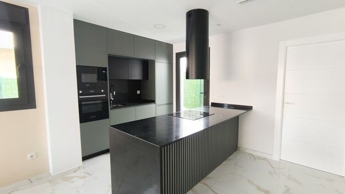 Image No.11-2 Bed Villa for sale