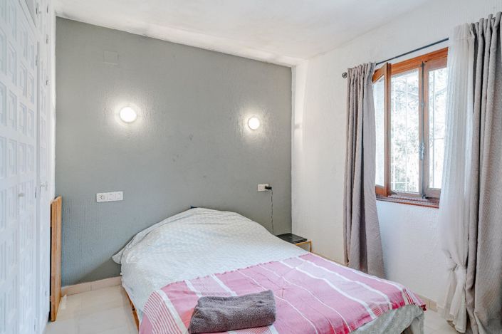 Image No.14-2 Bed Villa for sale