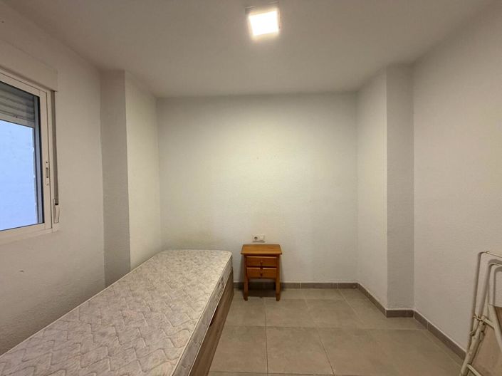 Image No.11-4 Bed Apartment for sale