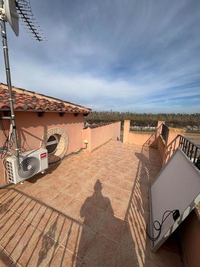 Image No.16-3 Bed Country House for sale