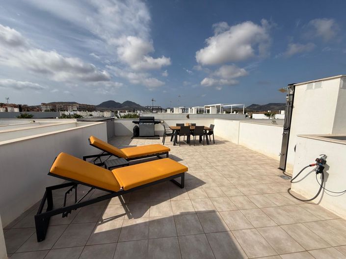 Image No.10-2 Bed Property for sale