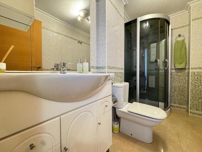 Image No.21-3 Bed Apartment for sale
