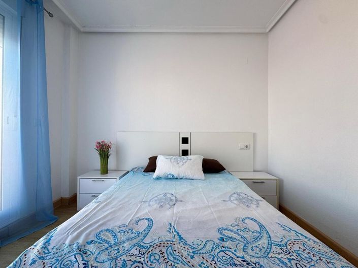 Image No.24-3 Bed Apartment for sale