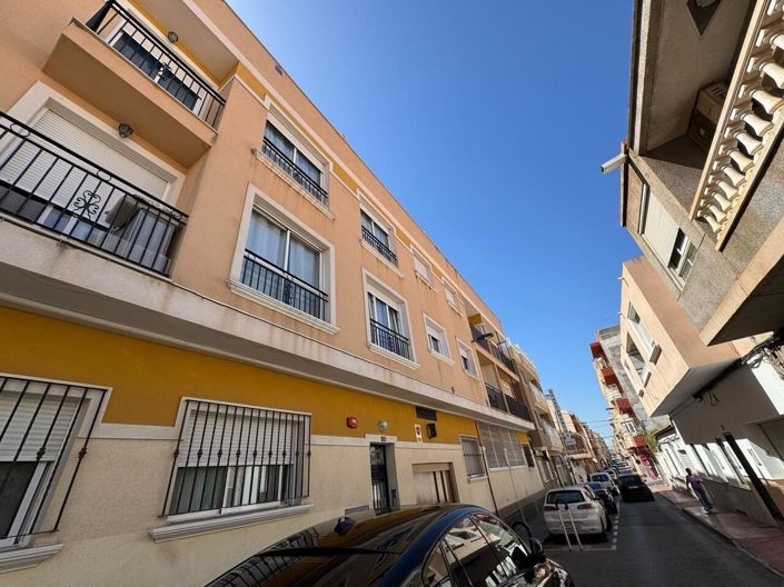 Image No.34-3 Bed Apartment for sale