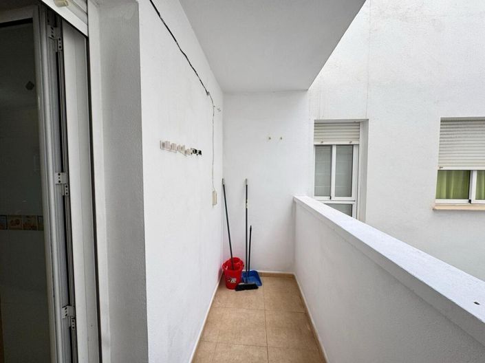 Image No.9-3 Bed Apartment for sale
