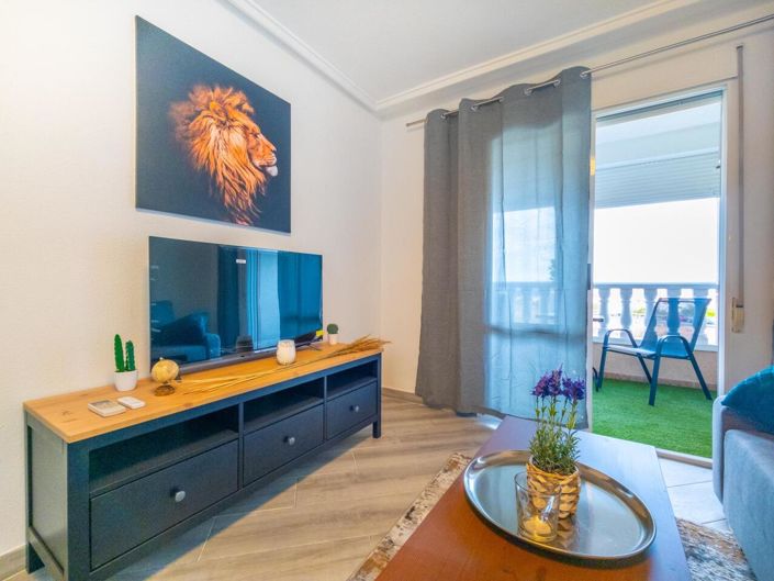 Image No.12-2 Bed Apartment for sale