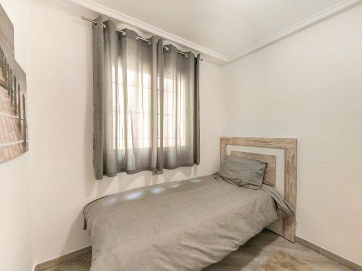 Image No.17-2 Bed Apartment for sale