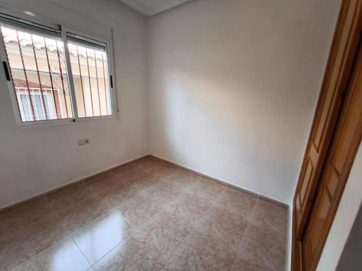 Image No.6-3 Bed Villa for sale